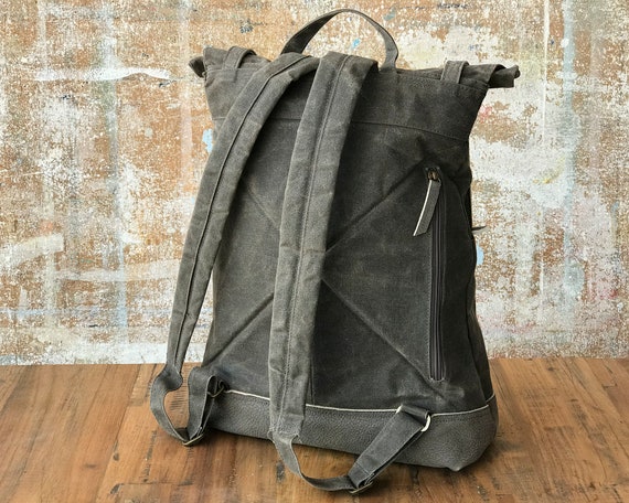limorg9's tweet image. Travel Rucksack Waxed canvas backpack rolltop etsy.me/2McprQR #backpacks #rolltopbackpack #canvasbackpackmen #travelbackpack @etsymktgtool