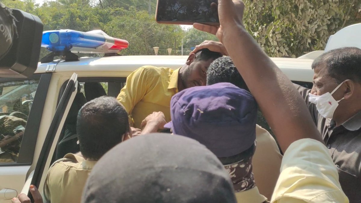 ForIntermediate's tweet image. #JusticeForInterStudents