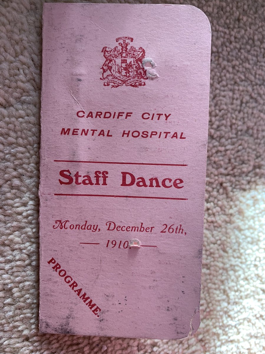 Day 18 #ArchiveAdventCalendar 

#FestiveTraditions 

Here are some examples from the #redcuttingsbook…
We would love to know more about the ‘Patients Christmas tree’ and the staff dance/ball at #Whitchurchhospital 

#HospitalChristmas 
#Staffdance 
#ChristmasTraditions
