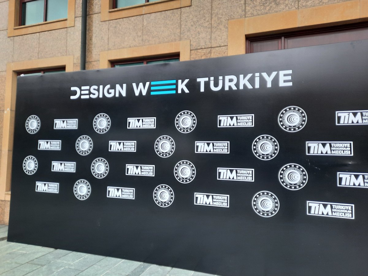 muzikbilimci's tweet photo. #vuralyıldırım #desingweek #tasarım #Sergi #exhibition #future https://t.co/SnaiK7UWQX
