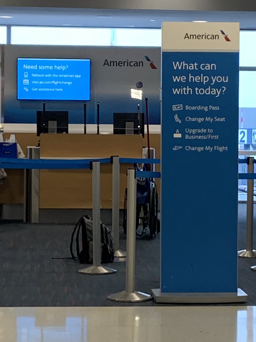 ushimado's tweet photo. @AmericanAir What’s missing in this picture? Agents to assist passengers from a diverted flight. We’ve been in JFK for 3.5 hours. We need service. https://t.co/JDQQDTWnUl