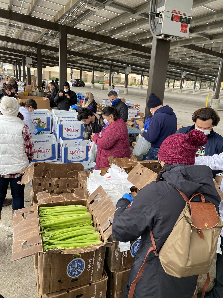 JGH_Principal's tweet image. Holiday Joy 2021 #WeAreJG @CentralUSD