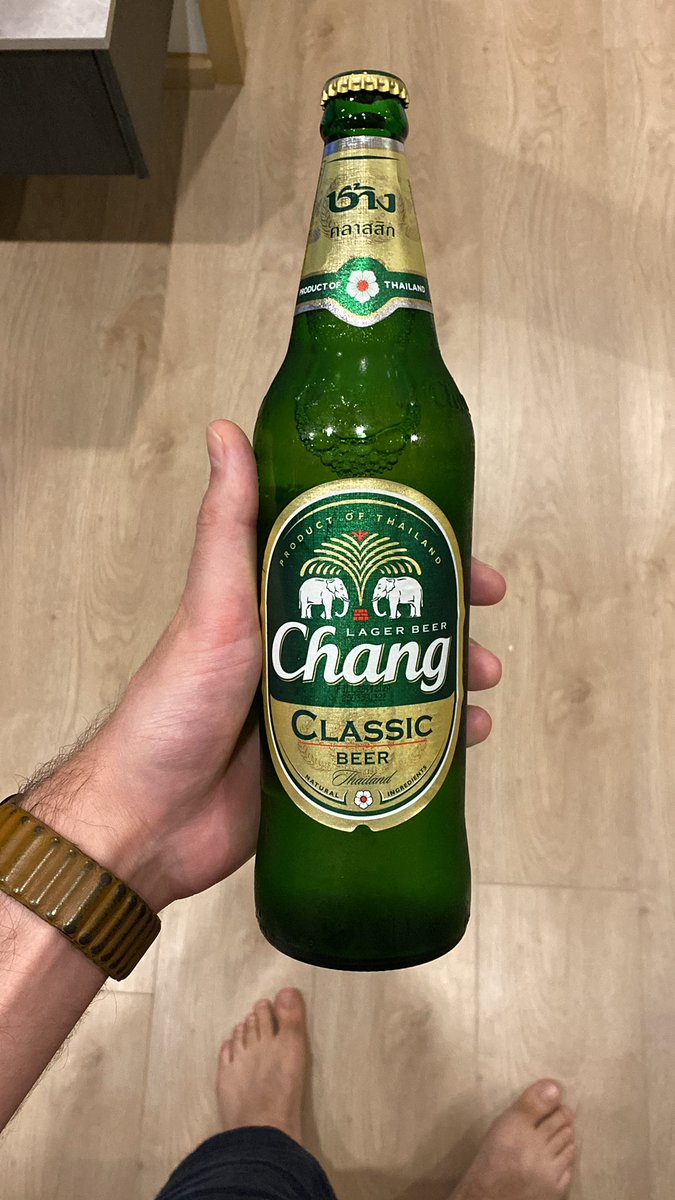 SovereignHRZN's tweet photo. Drinking beer. Such a #fiatmindset. It deteriorates your health like fiat deteriorates your wealth.

#chang 
Thoughts @nolim1t @RunwithBitcoin ?

#bitcoin #NewYearsResolution https://t.co/9A0GDrHvjv