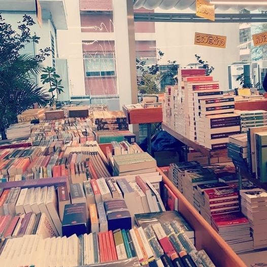 MF_Paulista's tweet photo. Alguém aí pediu livros maravilhosos com descontos ainda mais!? 🤩🤗📖 Aqui no SUPERSALDÃO MARTINS FONTES PAULISTA você tem!!!!! São milhares de livros com descontos de até 80% de diversas editoras parceiras! Vem conferir! 📚🤩📚😍
Estamos abertos ao público até as 22h! https://t.co/7QqbbWztlN