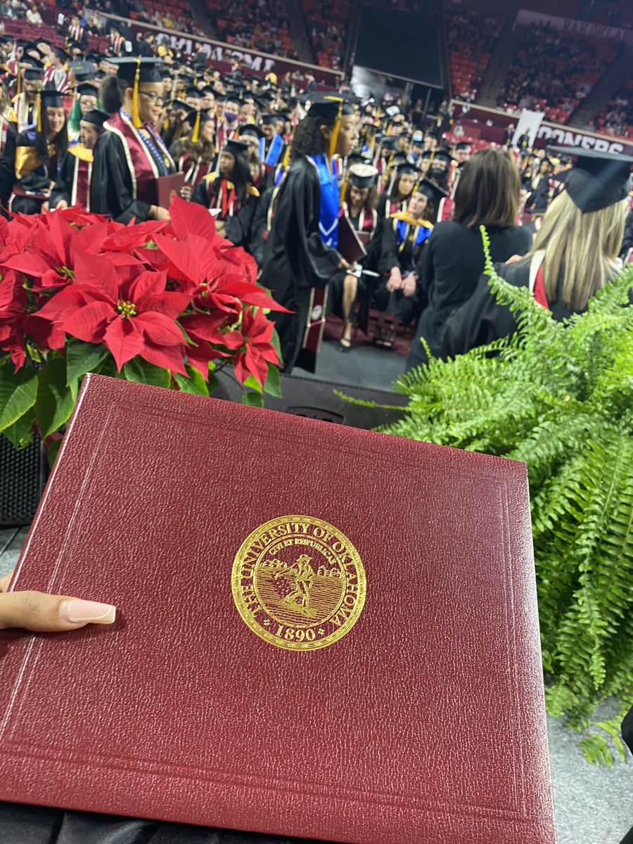 Nia, MHR tweet media