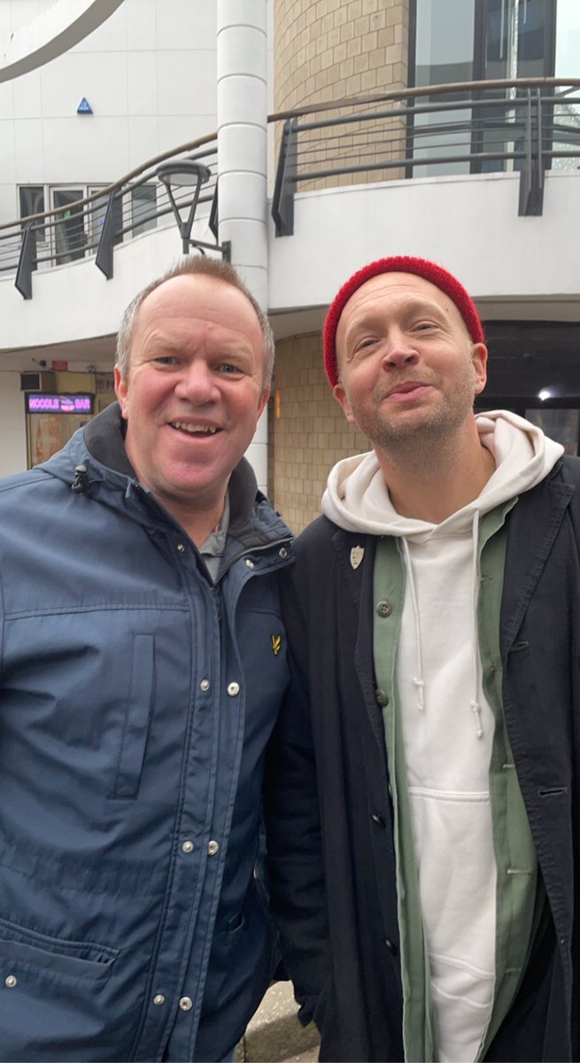 mrsmuls's tweet photo. Great start to #twangmas #TheTwang  Looking forward to tonight @_Phil_Etheridge @the_twang https://t.co/urzusA8IWZ