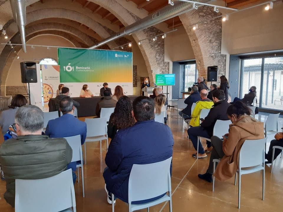 pspvbenicarlo's tweet photo. 1️⃣.- 🍽 Hem presentat el Pla Director de Turisme Gastronòmic: el full de ruta que marcarà l'estratègia i les accions per a consolidar la gastronomia com a eix de la nostra promoció i destinació turística.#BloCuinaAuténtica #Turisme #PlaDirector #LExquisitMediterrani https://t.co/orYMELVofn