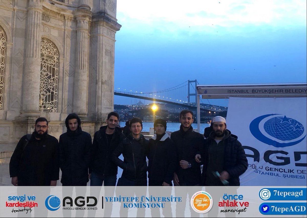 7tepeAGD's tweet photo. İstanbul Şube Üniversite Komisyonumuzun Ortaköy Büyük Mecidiye Camii’ndeki geleneksel sabah namazı buluşmasına katıldık. https://t.co/2ZLY9CbCfR