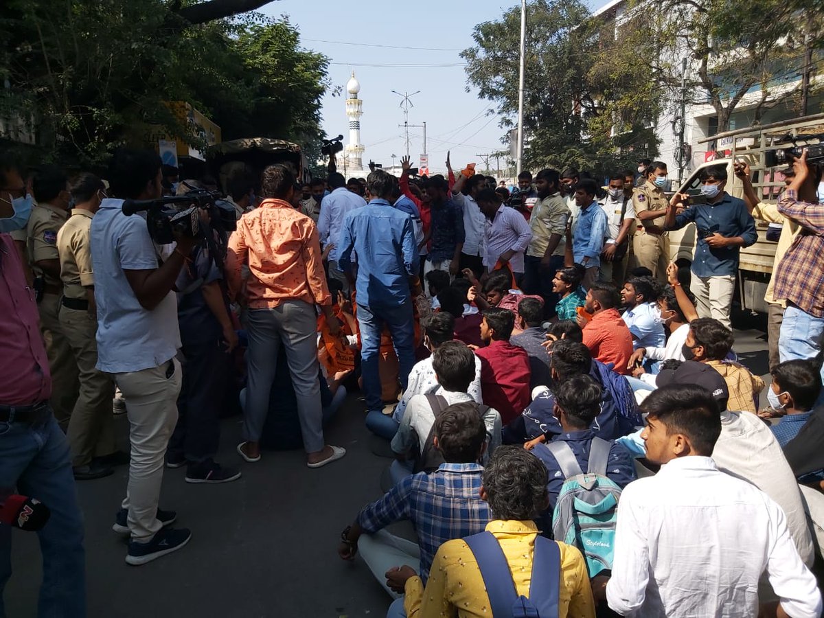 ForIntermediate's tweet image. #JusticeForInterStudents