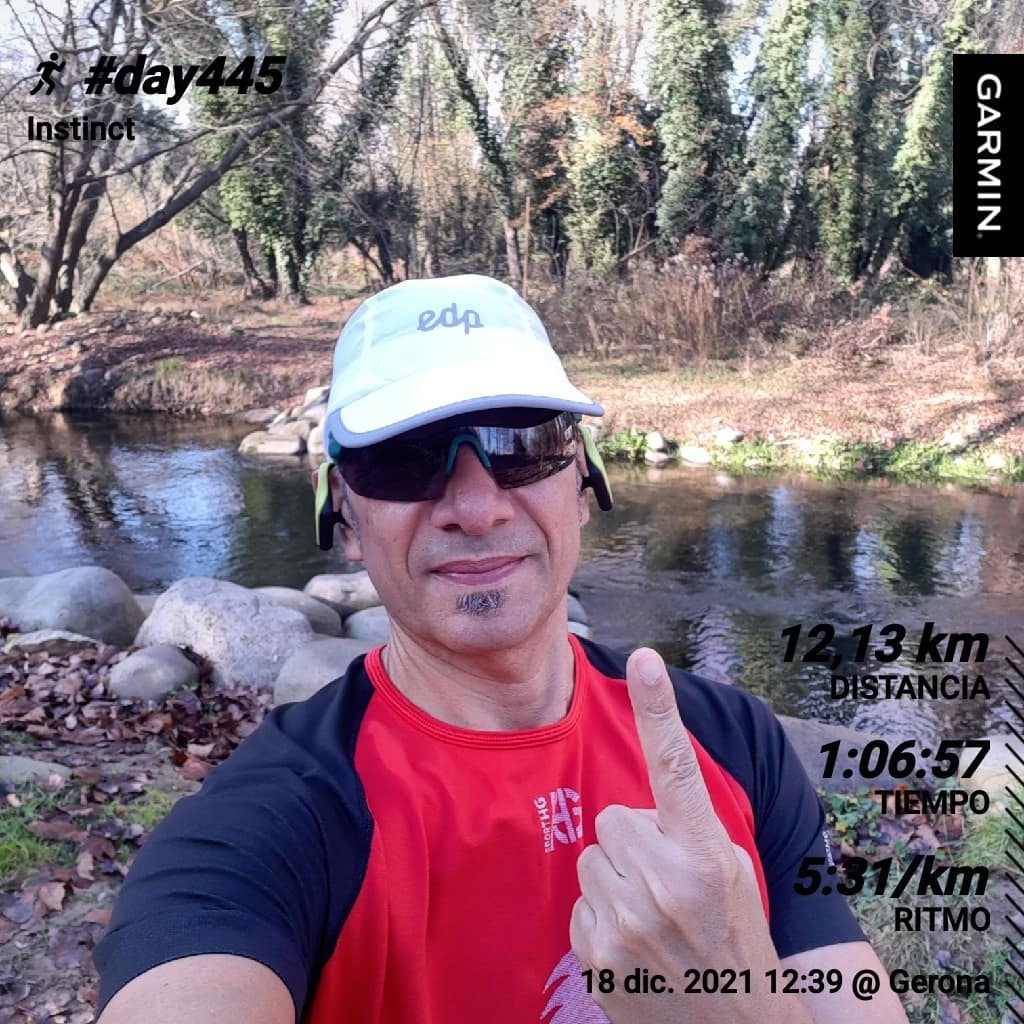danisoriano70's tweet photo. One day more!!!
Intentando replicar la foto ganadora de #EDPPhotoRunner
#metodosori
#day445
#Runeveryday
#correresdevalientes
@EnergiaEDP
#RonhillSpain
#eljardinet
#drinkingrunners #kmsxalimentos #nofunnorun
#mrfree
#amibola
#retodravet
#runstreak https://t.co/vng2SEpnqa
