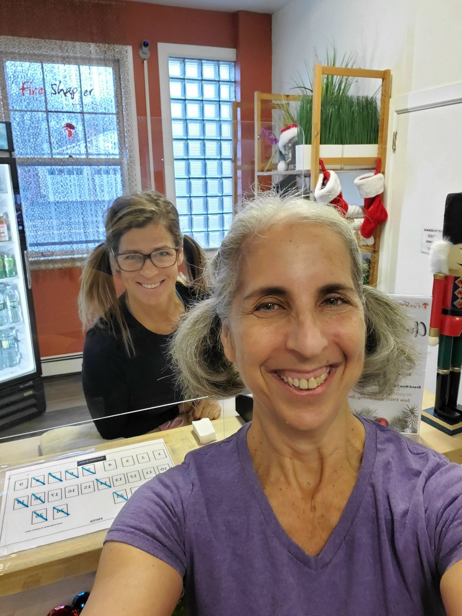 Joyous__Jenna's tweet photo. When your yoga instructor wears ponytails.... https://t.co/M08Ns0JmMS