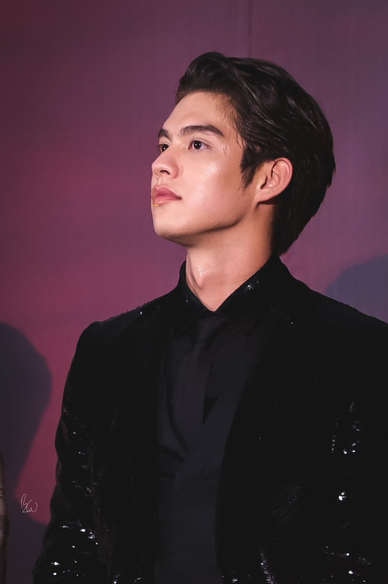 A_little_TA's tweet photo. วันนี้ขออนุญาตหมั่นไส้นะคะ 😒

#F4ThailandEP1 
#f4thailandfirstpremier
#bbrightvc https://t.co/Ty8HwmwWLU
