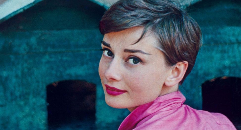 Sharing a love of 1960's #PopCulture 
📸 #audreyhepburn 1964
#Sixties #saturday #photography #movies