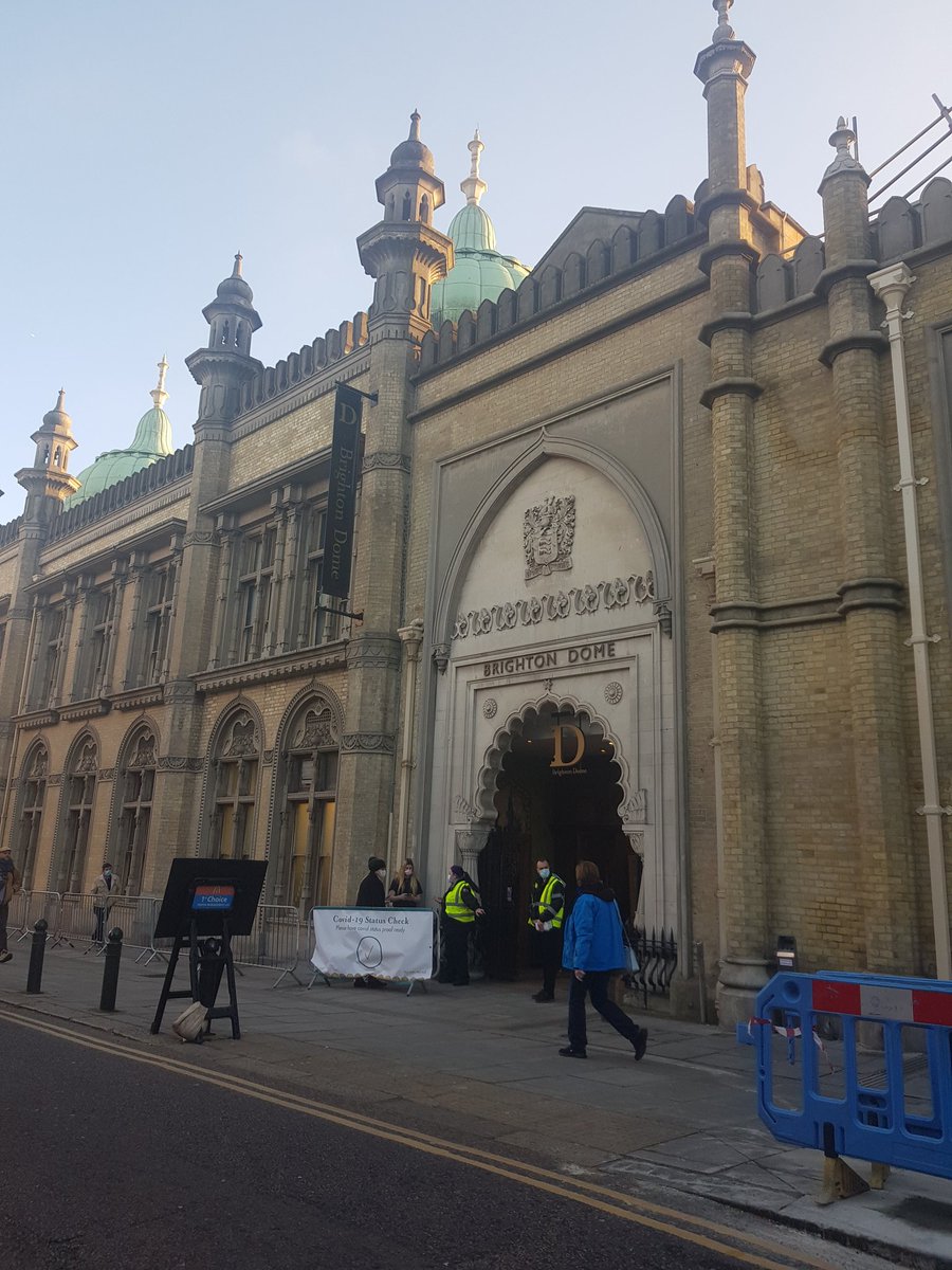 AmannyMo's tweet photo. Think am #lost....

...in acrobatics.... these #local #Sussex kids were fantastic

Waiting for the #mainact now #excited

Popping my proverbial 🍒 @brightdome
#firsttime here... great #buzz and the #latinmusic is playing loud

I actually want to get up and dance 🤣 https://t.co/eoOCvtIIFt