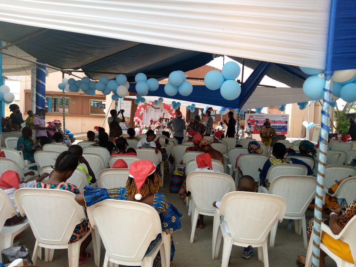 Noël inclusive 2021
Les enfants du personnel du Groupe #maersk Bénin au côté de ANGELES DE LA TIERRA et du Centre de Promotion Sociale de Sainte Cécile
Merci pour ces instants de joie