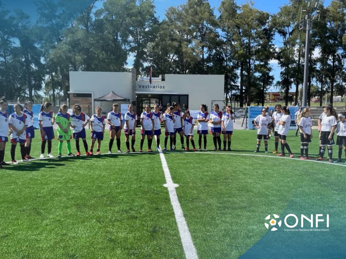 ONFIOficial's tweet photo. Empezó la actividad en San José. Precioso día para disfrutar del cierre del año del programa "Todas Juegan" de ONFI, con más de 200 niñas de todo el país.
🤩🤩🤩
#ONFI #formandoformativas #TodasJuegan https://t.co/5gZ52lIrZS