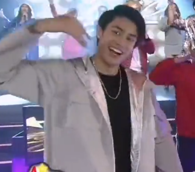 MultiFanMMDP's tweet photo. Yung tinodo nya talaga ang sayaw nya. Galing galing naman din ni Donato na yan...

MAYDON NA SINTA KO 
@maymayentrata07

@donnypangilinan https://t.co/luPy0AddD4