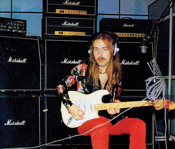 Happy Birthday to former Scorpions guitarist Uli Jon Roth (December 18, 1954) 