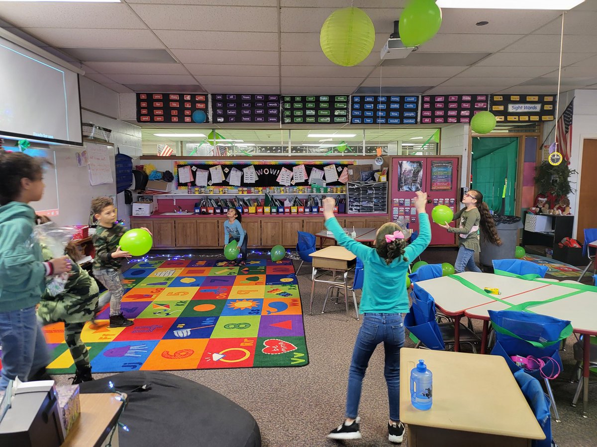 Sarah Church (@sarah_educate_u) on Twitter photo Grinch day 2021 was celebrated by reading How the Grinch Stole Christmas, doing a teacher-directed drawing of Grinch, playing Grinch Bingo, making Grinch dust, and watching The Grinch with Grinch punch and chips and Grinch dip. We ended the day with a dance party! <a href="/Elwood_STEM/">Elwood Haynes STEM</a> Grinch day 2021 was celebrated by reading How the Grinch Stole Christmas, doing a teacher-directed drawing of Grinch, playing Grinch Bingo, making Grinch dust, and watching The Grinch with Grinch punch and chips and Grinch dip. We ended the day with a dance party! <a href="/Elwood_STEM/">Elwood Haynes STEM</a>