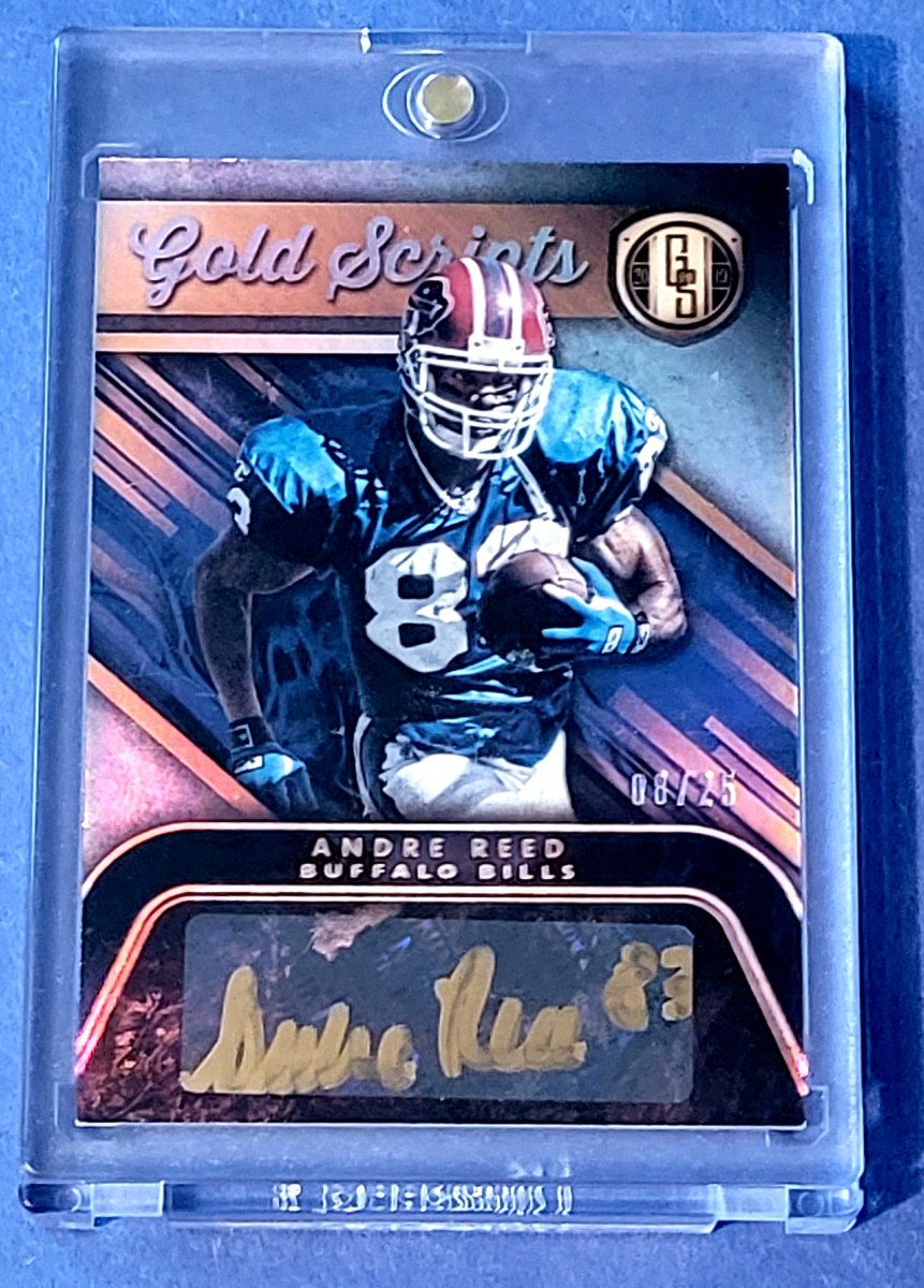 Giveaway #75. A little Buffalo Bills Glory Years package of Auto HOF'ers. 💥#billsmafia

1 winner will get Auto cards of Marv Levy, Thurman Thomas, and Andre Reed. ⚡️

Follow if you are not, retweet and like for a shot. 

Winner announced tomorrow 12/19 during SNF. Good Luck!