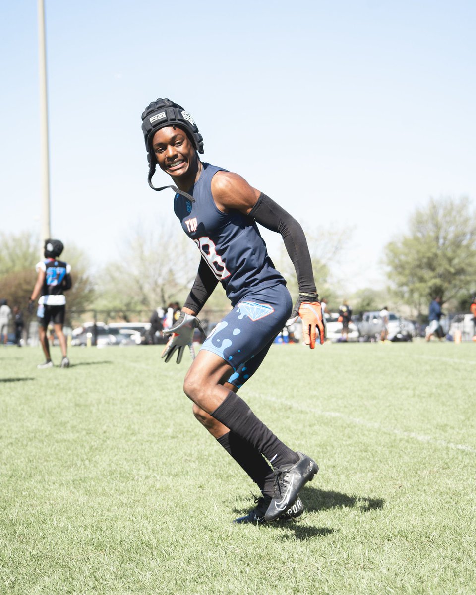 TxPressure's tweet photo. GO TO WERK & APPLY PRESSURE @jamarionclark2 โผ๏ธ๐๐๐ฆ #SOC4STATE ๐ #pressuremade #dtx https://t.co/N9yVFQWOMk