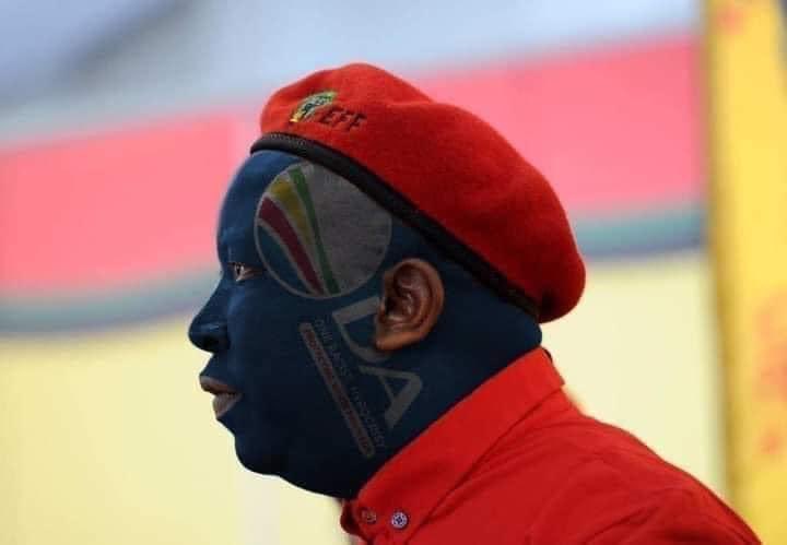 Mr_Handsome_ZA's tweet photo. Custodian president of "black consciousness".
#EFFIsDead https://t.co/dlaNZOrNLY