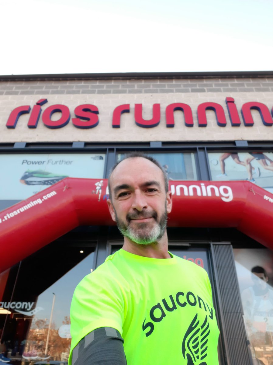 oscaram19711207's tweet photo. Y seguimos sumando hoy Sábado!!!
12K en Mataró, probando las @SauconySpain #endorphinpro #endorphinspeed y #endorphinshift @riosrunningfran  @axe75
Nuevos k para @KMSxELA #KMSxELA . Y continuamos de entreno para @gilicombo #gilicombo2021 . Queda muy poco  !!!!😅😂🏃‍♂️💪🏽 https://t.co/vpRWjW8KYK