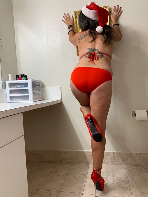 Merry Christmas  https://t.co/cPLD8hBYOm @DirkHooper @Aim2plz SG @charmsandgents  @Hawker881_Promo @BBCDaddy_247<a class="tags" href="/tag/dirkhooper">@dirkhooper</a><a href="/tag/athm"class="tags"><span>#athm</span></a>