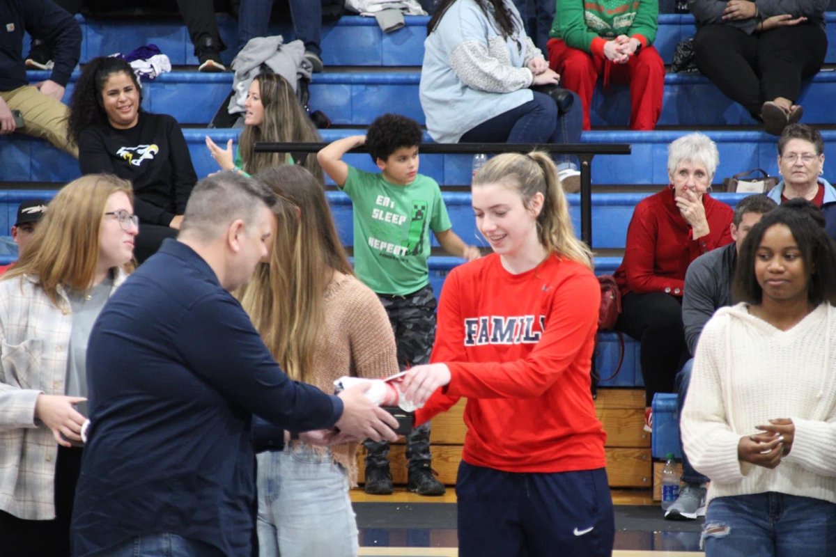 ArthurCBennett's tweet photo. My oldest granddaughter receiving her 2021 Arkansas Class AAA State Championship Softball Ring. Blessed to be able to watch this team play last spring and look forward to another run this spring. There will be 6 returning starters. https://t.co/oZ0gnPWog2