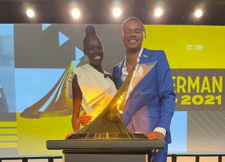 Athing Mu, JuVaughn Harrison Win 2021 Bowerman Award 

📰 buff.ly/3IX1sxQ