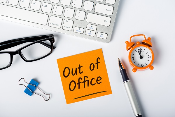 HRCI_Official's tweet photo. Do you have strong boundaries when it comes to not working during your time off? 

Here are three tips to help your workforce disconnect and avoid working on vacation. https://t.co/MekrYlgcio https://t.co/9VVgKbTQlR