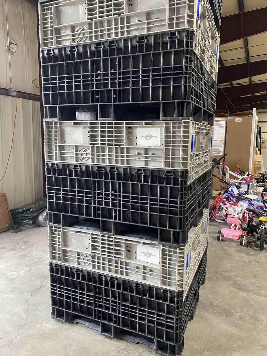 We are in need of stackable crates like this for the toy drive. We need a lot of them! <a href="/GRRECKY/">GRRECKY</a> <a href="/WarrenCoSchools/">Warren Co Schools</a> <a href="/BGISD/">Bowling Green Independent Schools</a>