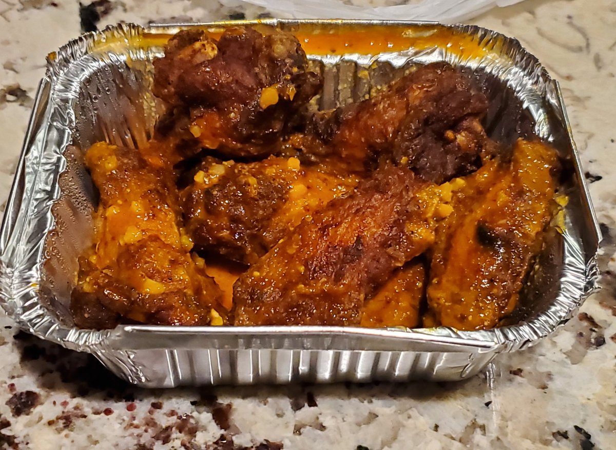 Buffalo, garlic, parmesan wings 👀
