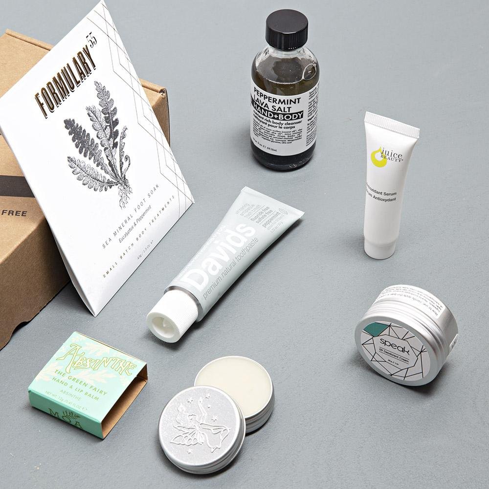 helloboxes's tweet image. Petit Vour: $53 value limited edition clean beauty gift with purchase of $75 or more!
 hellosubscription.com/2021/12/petit-… #PetitVour