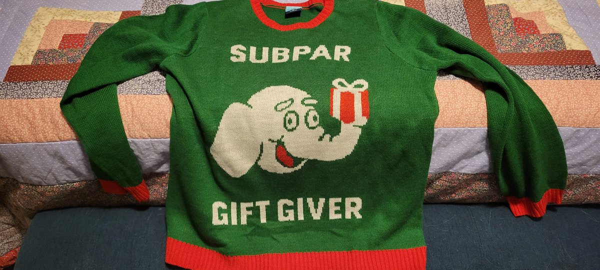 morupside's tweet photo. Breaking out my best threads for our family get together. #iamfashion https://t.co/xvBNOBDRlj