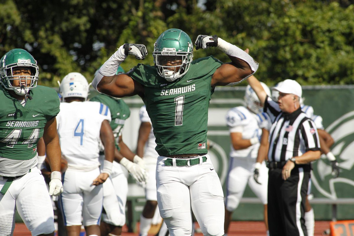 Very excited to receive a full Division 1 scholarship from Wagner College!! <a href="/CoachDwilson09/">Darrell Wilson</a> <a href="/WTHSMinutemen/">Minutemen Football</a>