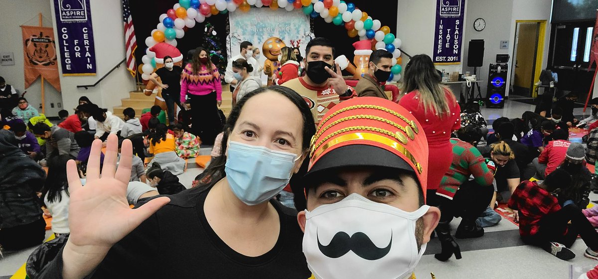 Winter Wonderland at Inskeep! The joy that the event brought to the staff and scholars alike was amazing! @AspireInskeep @CHeatonPhD <a href="/MsJAyala/">Jocelyn Ayala</a>