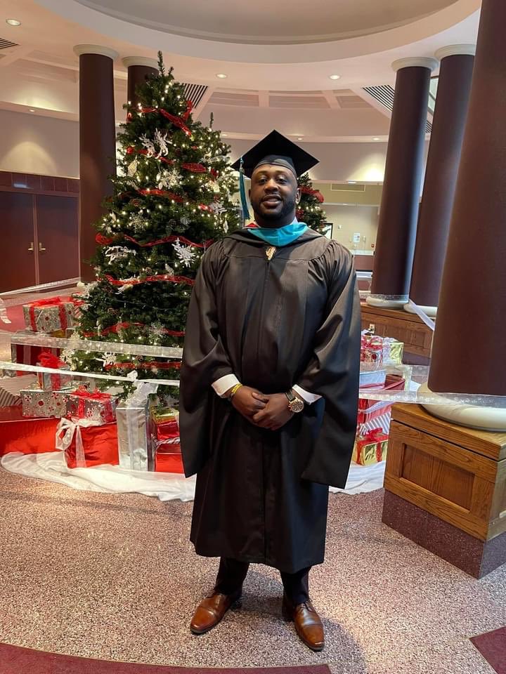 MrsPounds's tweet photo. Please help me to congratulate my son! Master’s of Public Administration #TeamPounds https://t.co/UMytTTgrEi