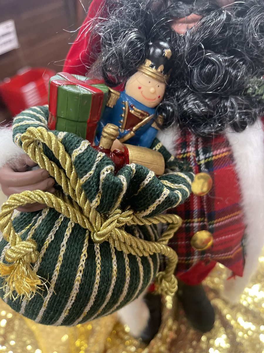 HolidayTouch's tweet photo. 🎅Tartan Plaid Santa Figurine 
This 15" red velvet suited Santa is trimmed in white faux fur. His vest is a red plaid accented with gold buttons. This Santa has a sack full of toys and a Christmas tree. #santas #Christmas2021 #ShopThatHolidayTouch #WhereItsAlwaysChristmas https://t.co/nMm15Z48PV