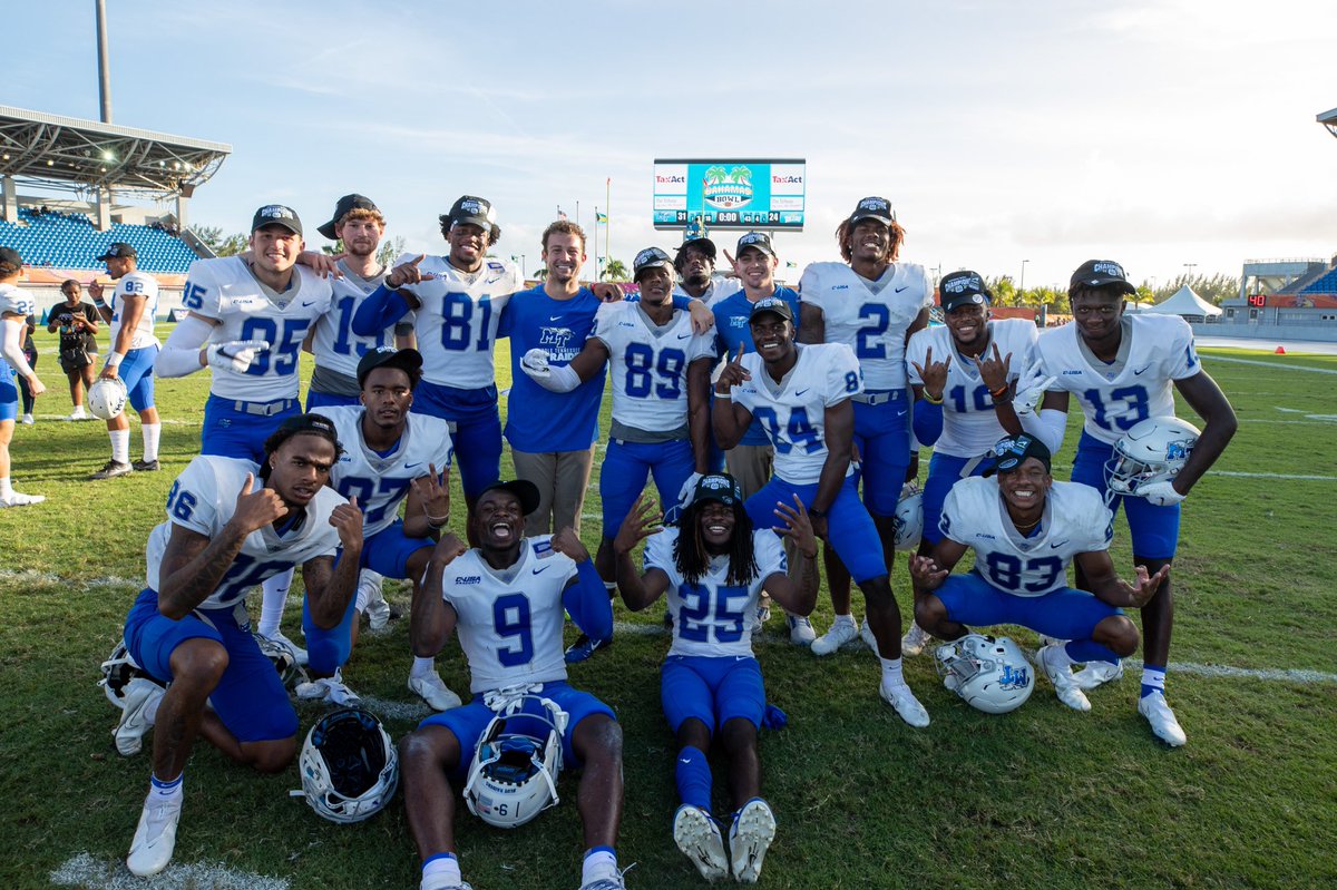 FAMILY 💙 (missing 6 &amp; 7)

Love going to work everyday together!
Love the way you play the game!
Love the way you Love each other!

Special way to end it yesterday! Thank you for all the memories. Forever Love!