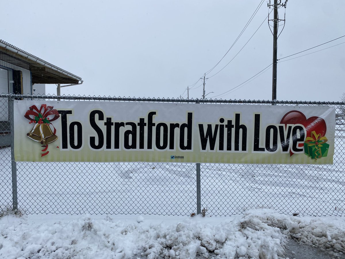 JohnNaterMP's tweet photo. Christmas is filled with bright lights, but one of the brightest is “To Stratford with Love!” Nothing puts you in the Christmas spirit like seeing the Kneider Family &amp; their team of volunteers share a meal with 1000+ community members. https://t.co/T6JvMJye5C