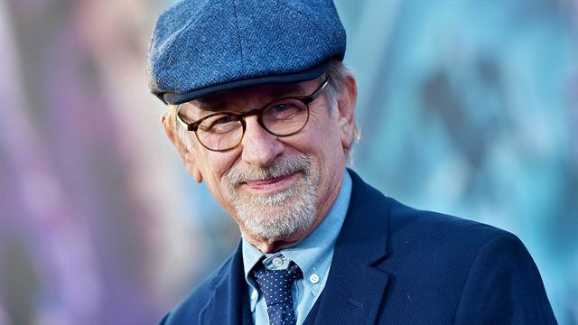 Happy birthday to one of the greatest directors of all time, the legendary Steven Spielberg ! 