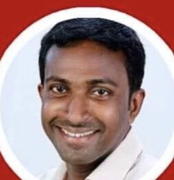 nellai_mubarak's tweet photo. கேரள sdpi கட்சியின் மாநில செயலாளர் அன்புச்சகோதரர் k.s.ஷான் அவர்கள் அடையாளம் தெரியாத RSS பயங்கரவாதிகளால் கொடூரமாக தாக்கப்பட்டுள்ளார்.சகோ.ஷான் அவர்கள் விரைந்து நலம் பெற இறைவனை பிரார்த்திக்கிறேன். கேரள அரசே!தாக்குதல் நடத்திய RSS பயங்கரவாதிகளை உடனே கைது செய்!சிறையிலடை! https://t.co/KzpArjRG2E
