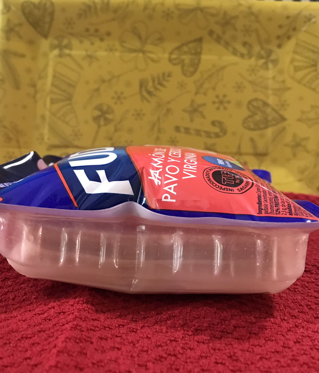 Ana Cecyl tweet media