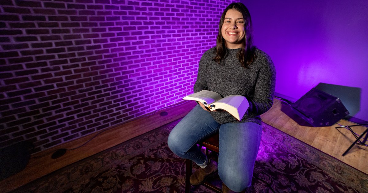 HoughtonUniv's tweet photo. Izzy Murch ’22 wanted to prepare to be a Wesleyan Pastor. Houghton has given deep academic learning combined with valuable practical experience volunteering in local churches. Now, with her degree, Izzy is ready to spread the gospel to the next generation.
#FEARLESS #GoHighanders https://t.co/RPwWC3pONf