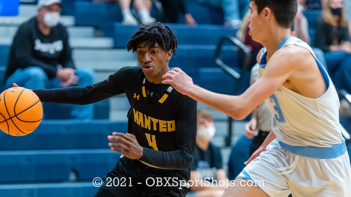 OBXSportShots's tweet photo. Manteo (5-2, 1-1) Men's Varsity travels to First Flight (4-2, 1-0) for NCC match-up - Nighthawks take the home win 90-61.  Follow the link to view game photos: https://t.co/HB7vm0lhwU https://t.co/PpuYVzJPYU