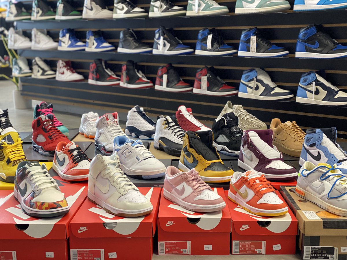 ColaKicks tweet media