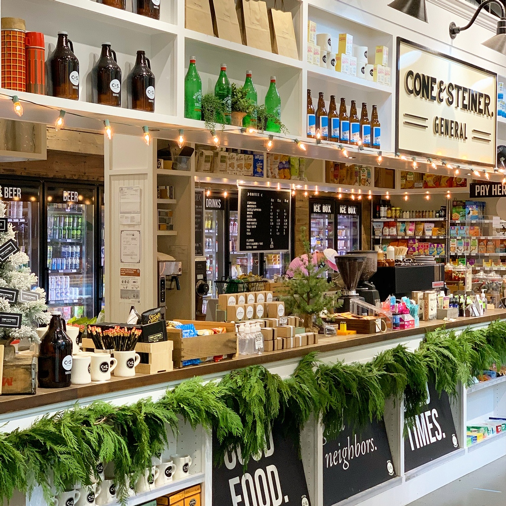 nuflours's tweet photo. Come see us at Cone & Steiner in Pioneer Square from 1-4pm today. We'll be there with your favorite gluten-free and vegan holiday goodies, including gingerbread house kits, peppermint sandwich cookies, and baking mixes!
#HolidayMarket #SeattleMade #GlutenFreeSeattle https://t.co/IWre3eCbwN