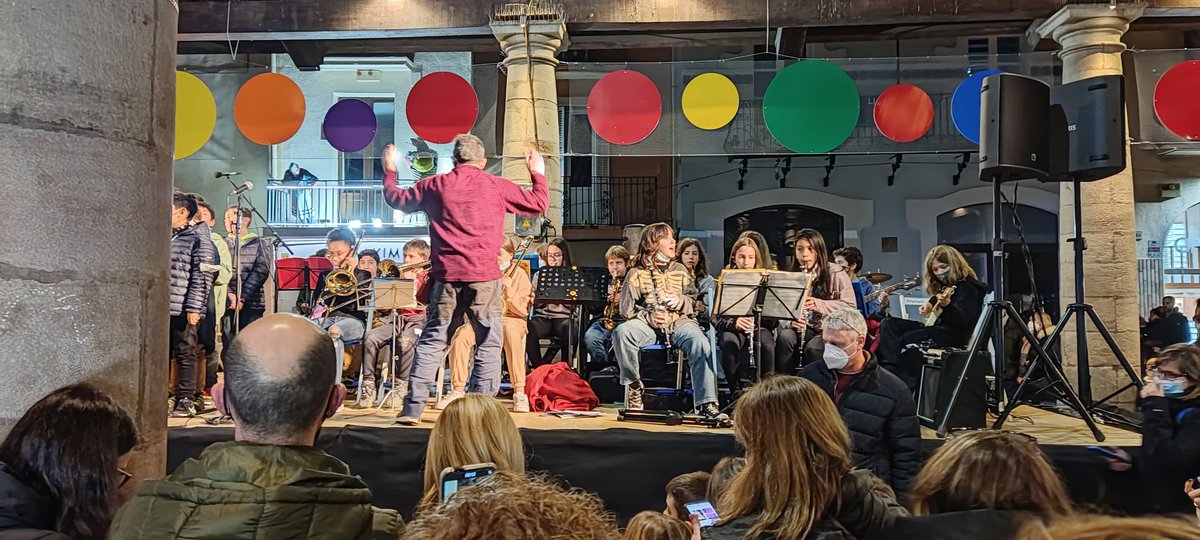 AMPAPereanton tweet media