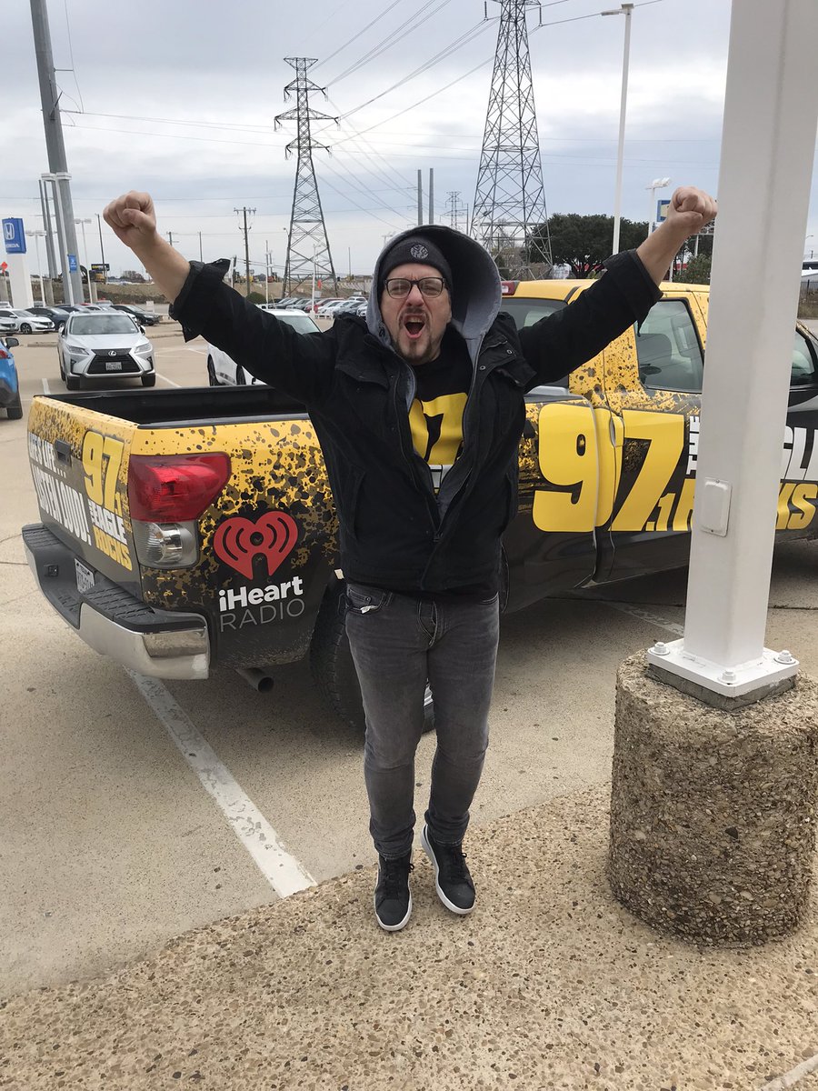 theeagledallas's tweet photo. Ayo is here! The Eagle is live on-site along with ACV at Rusty Wallis Honda in Garland, TX‼️🦅#TheEagleRocks #ComeMeetUs #KEGL https://t.co/KSAzzcL9Fp